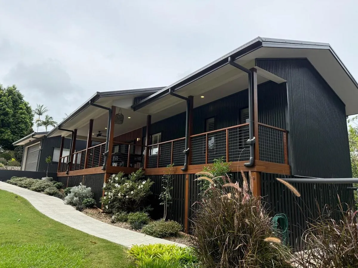 Holiday home Rainbow Park Retreat Villa Mapleton Australia